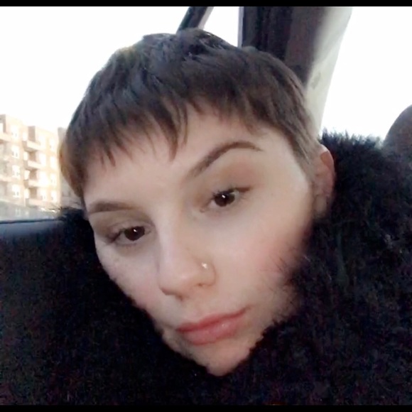 Meet your Posher, Eden❤️ - Picture 1 of 1